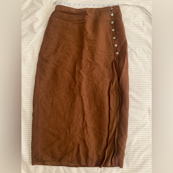Oak + Fort Linen Midi Skirt - Picture 7 of 11